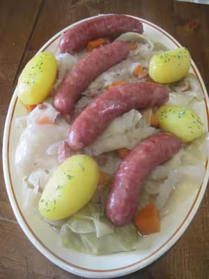 Saucisses diots de Savoie aux légumes cuit à l'étouffée