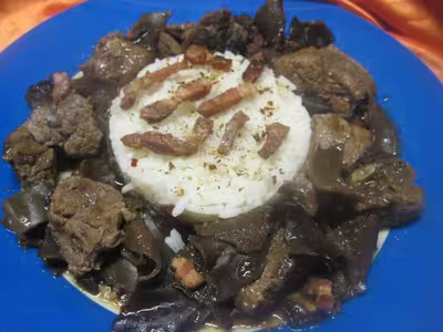 Sauté de bœuf aux champignons noirs