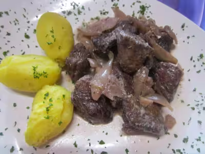 Sauté de bœuf à la crème fraiche.clous de girofle