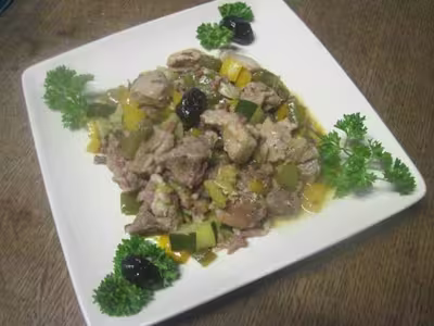 Veau aux légumes du soleil, à l'ail et au persil