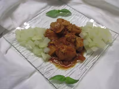 Sauté de porc au chou-rave en sauce