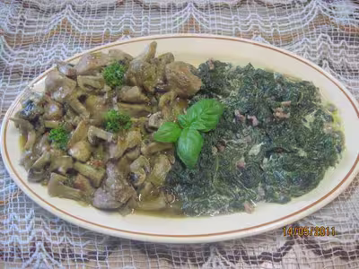 Sauté de porc aux champignons, épinards