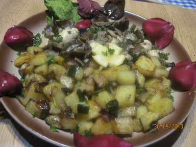 Pommes de terre ,courgettes et champignons
