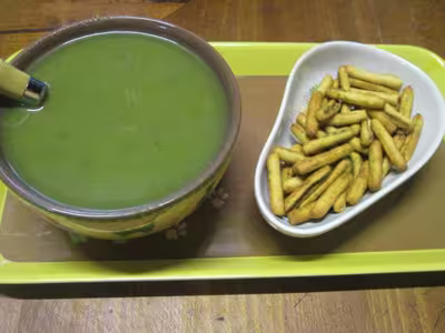 Soupe aux feuilles de blette au micro-ondes