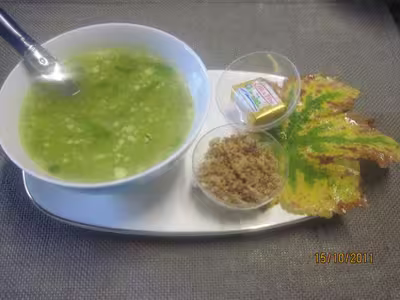 Soupe de poireau,pommes de terre au micro-ondes