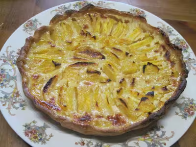 Tarte aux brugnons .jaunes,photos.