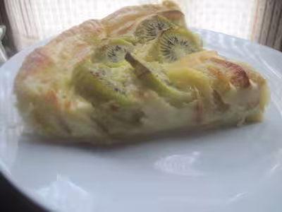 Tarte aux pommes et kiwis à la crème