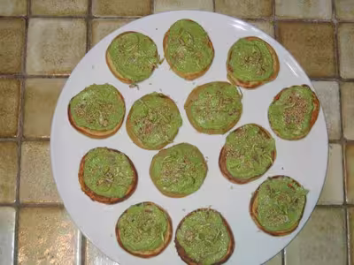Blinis à la crème d'avocat