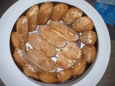 Charlotte chocolat-poires