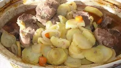 Plat unique pour 10 personnes