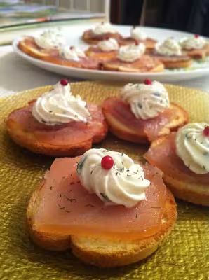 Canapé au marlin fumé