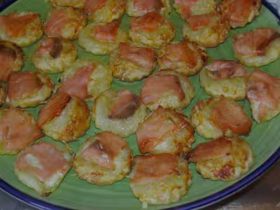 Feuilletés soufflés au saumon facile
