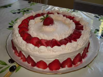 Délice au chocolat blanc et aux fraises par cristelle3072