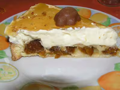Tarte à la mirabelle, crème au miel, chocolat blanc