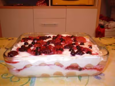 Tiramisu aux fruits rouges