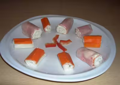 Batonnets de surimi fourrés au fromage frais