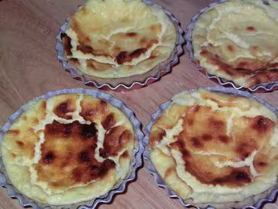 Mini-brochettes de crevettes à la fondue de tomates