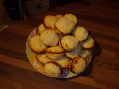 Macarons à la noix de coco et pâte à tartiner