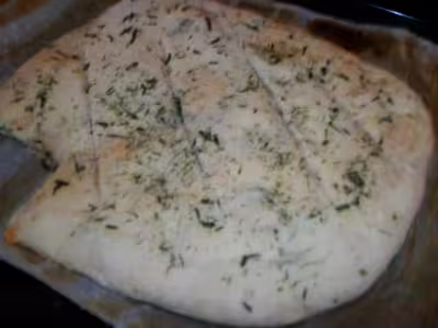 Focaccia au gorgonzola et parmesan