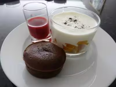 Charlottes à l'abricot en verrines (ou en cercles)