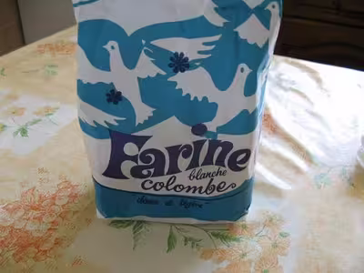 Pain avec de la farine bon marché