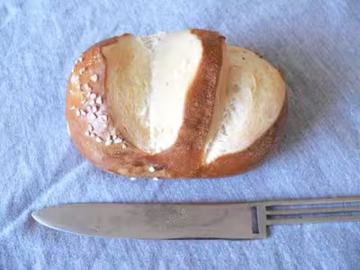 Y-a -t'il de la soude caustique dans les bretzels?
