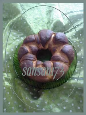 Brioche couronne en boules