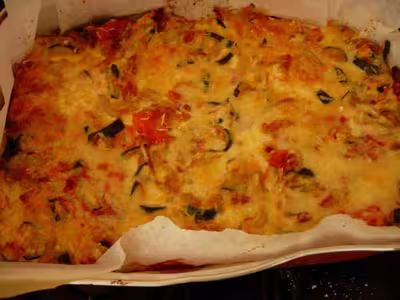 Courgettes à la sauce au fromage et aux noix