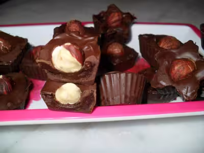 Chocolats au Chocolat Noir et Noisettes