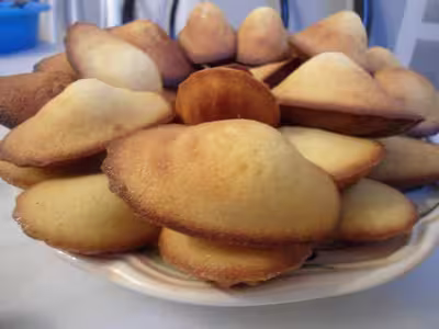Madeleine(base)+madeleines au nutella et confiture