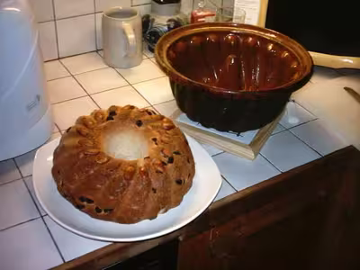 Alsace : Kougelhof au lard et aux noix