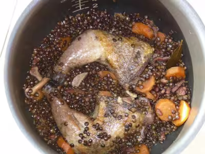 Pintade aux lentilles au Délicook