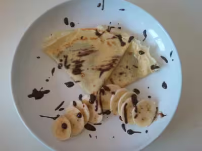 Crêpe banane et sauce chocolat maison