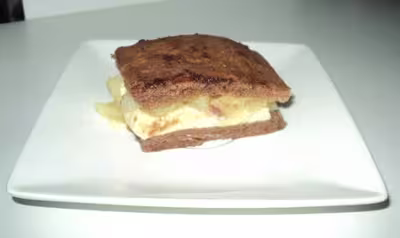 Poirier à la génoise et crème