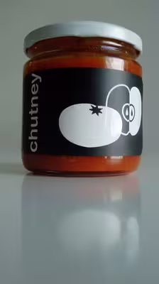 Tomates au curry et aux raisins secs
