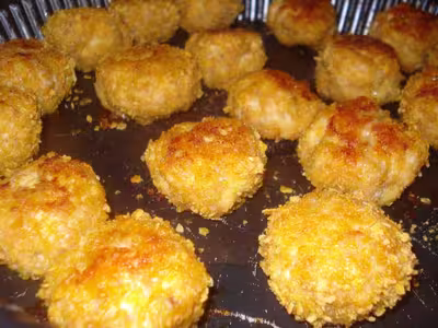 Boulettes panées de volaille au four